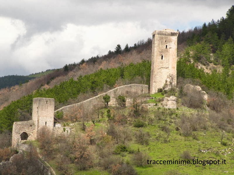 Visso - torri di guardia
