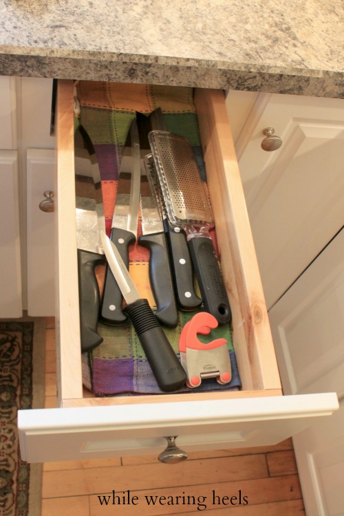 While Wearing Heels DIY Custom Knife Drawer