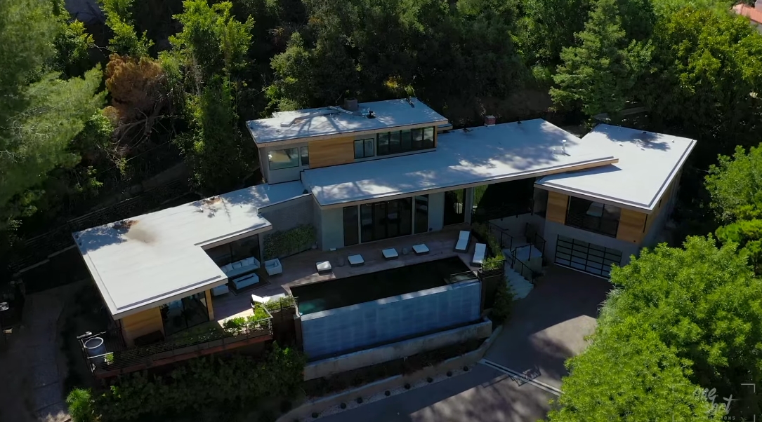 26 Interior Design Photos vs. 727 N Beverly Glen Blvd, Los Angeles Luxury Home Tour