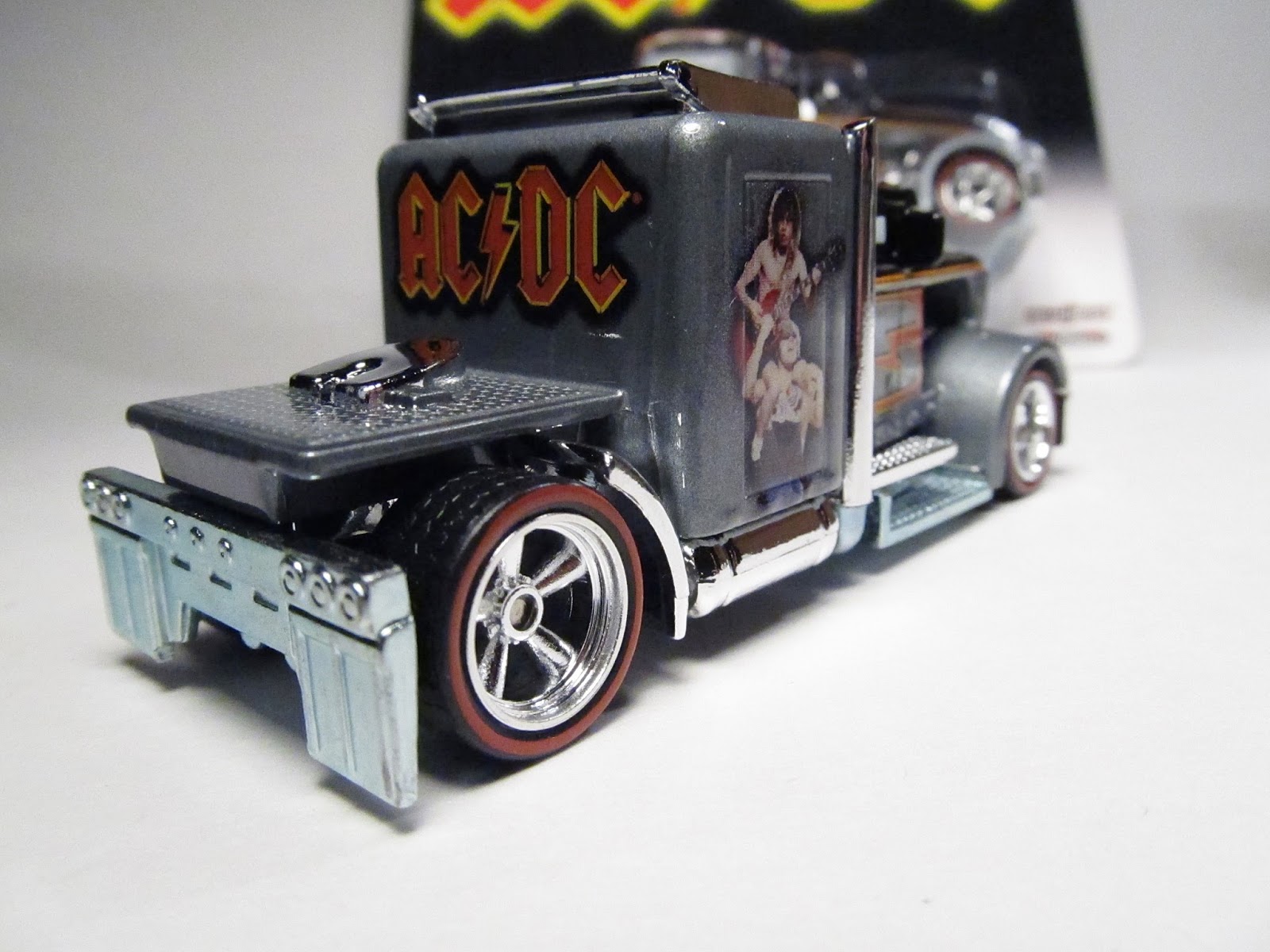 hot wheels AC/DC Custom Convoy