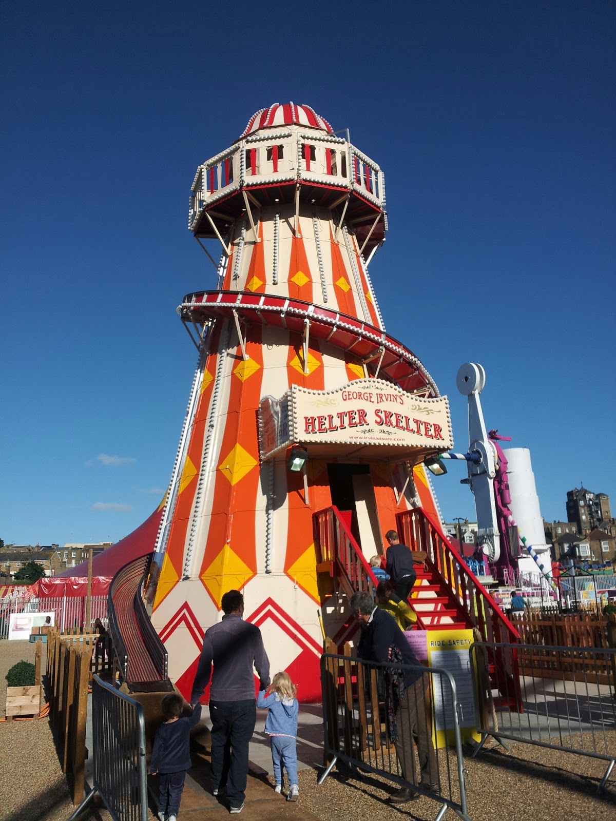 thanetonline: A few pictures of Dreamland Margate today