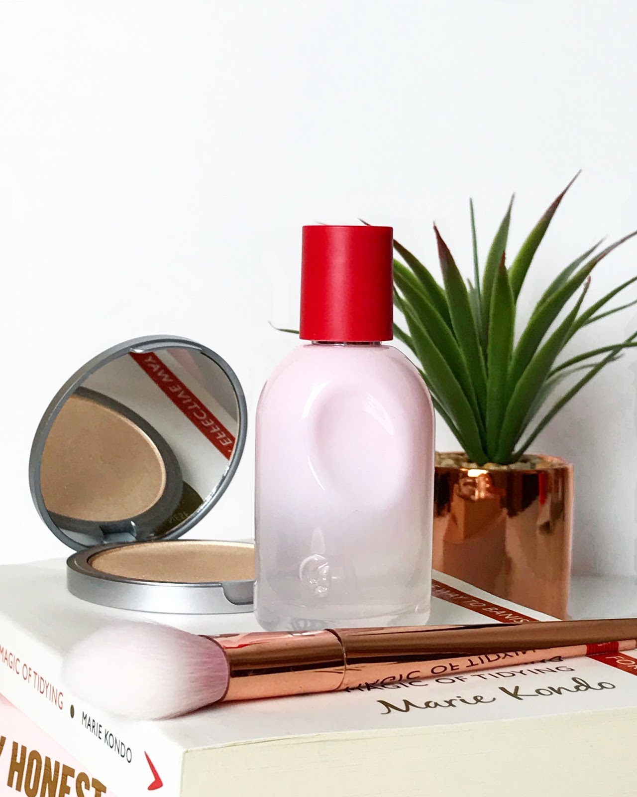 Glossier You | Fragrance Review | Maiyabellexo