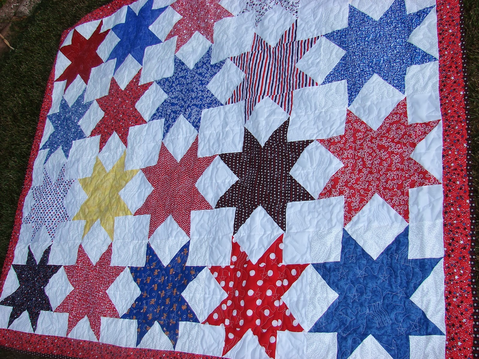 North Hills Quilter: Veterans Quilt finished