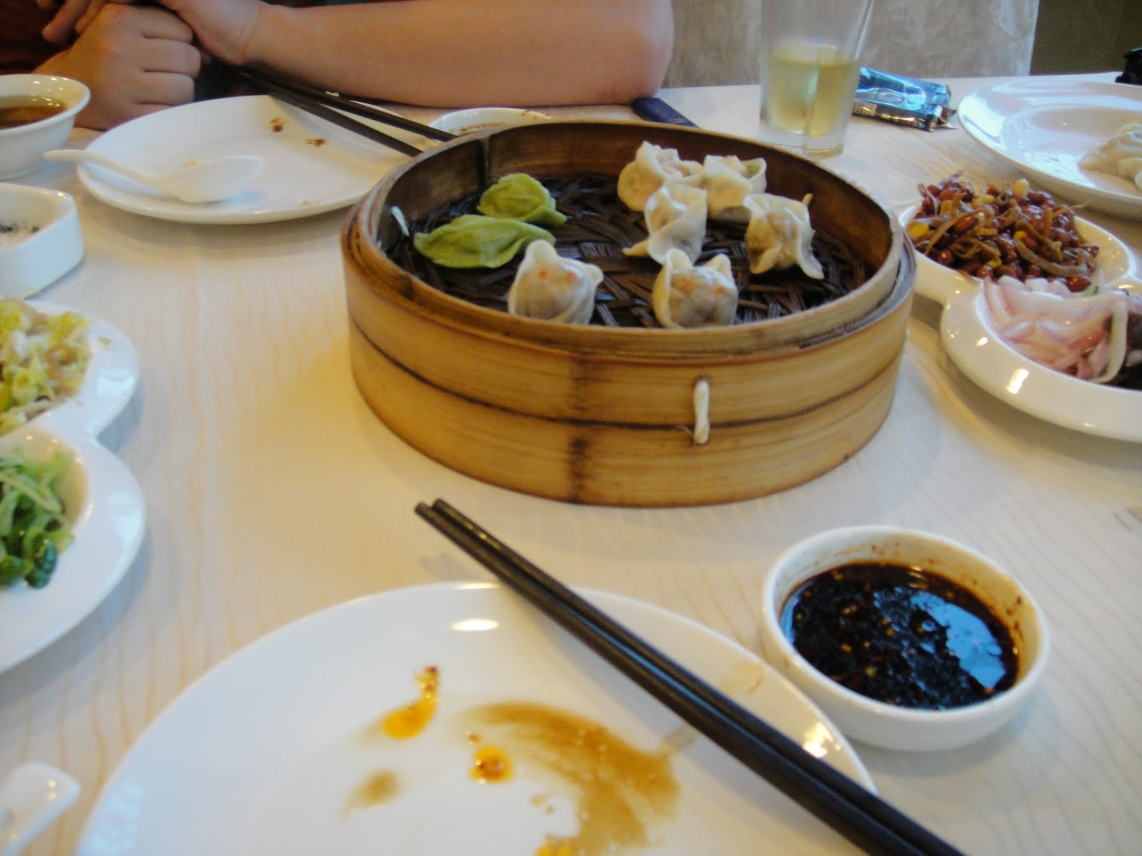 ChinaTake Eating dog dumplings