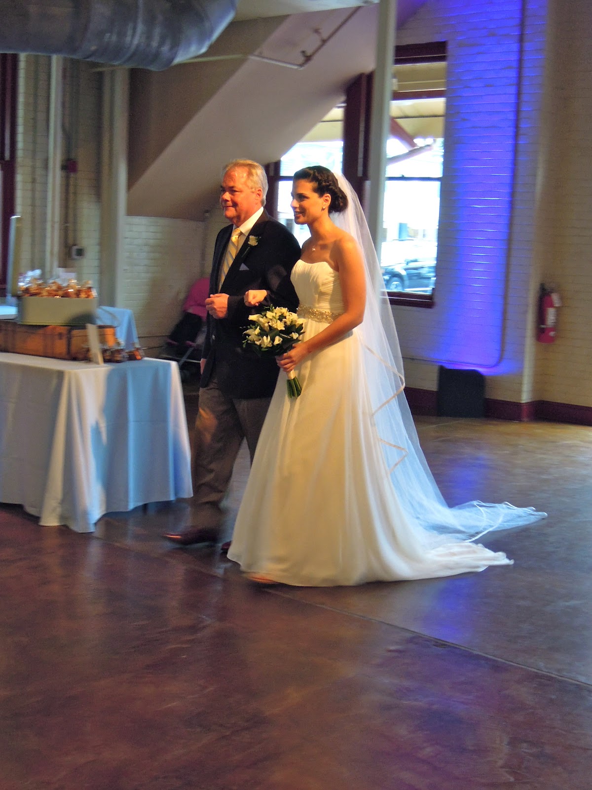 Raleigh Wedding Blog: Cobblestone Hall Wedding for Tracey and James!