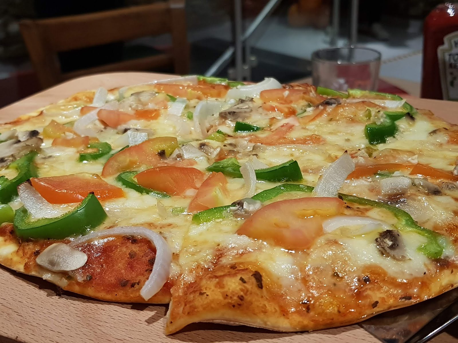 Shakey's Pizza Shakey's Pizza