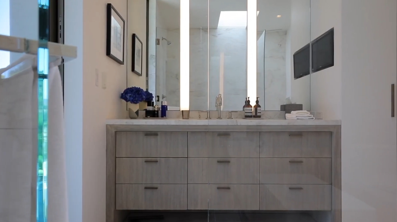49 Photos vs. 833 Stradella Rd, Los Angeles, CA Bel Air vs. Mega Mansion Interior Design Tour