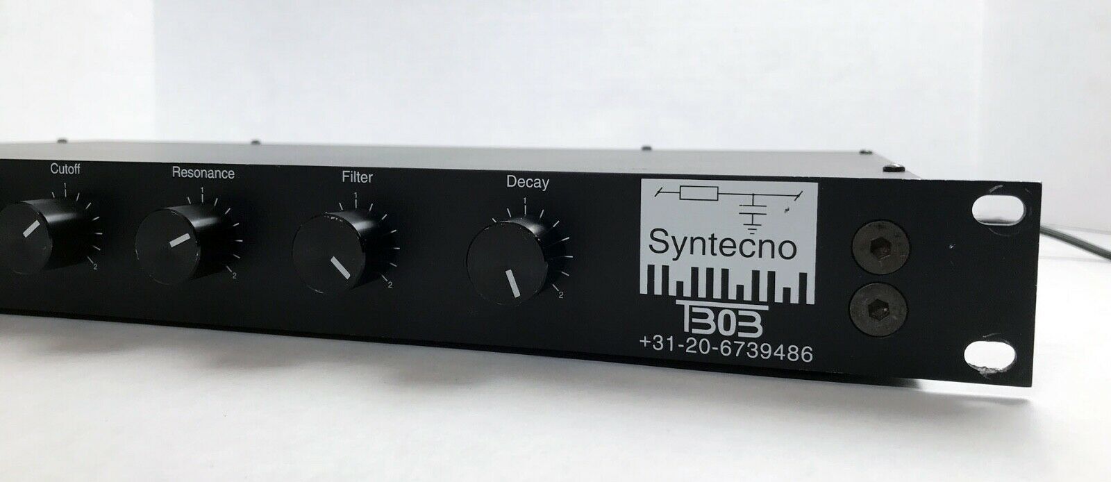 MATRIXSYNTH: Syntecno TeeBee MKI Rackmount TB-303 Clone Analog Synth ...