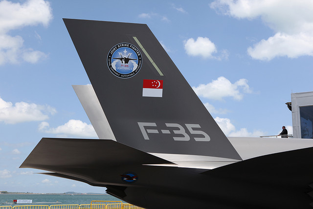 F35_s.jpg