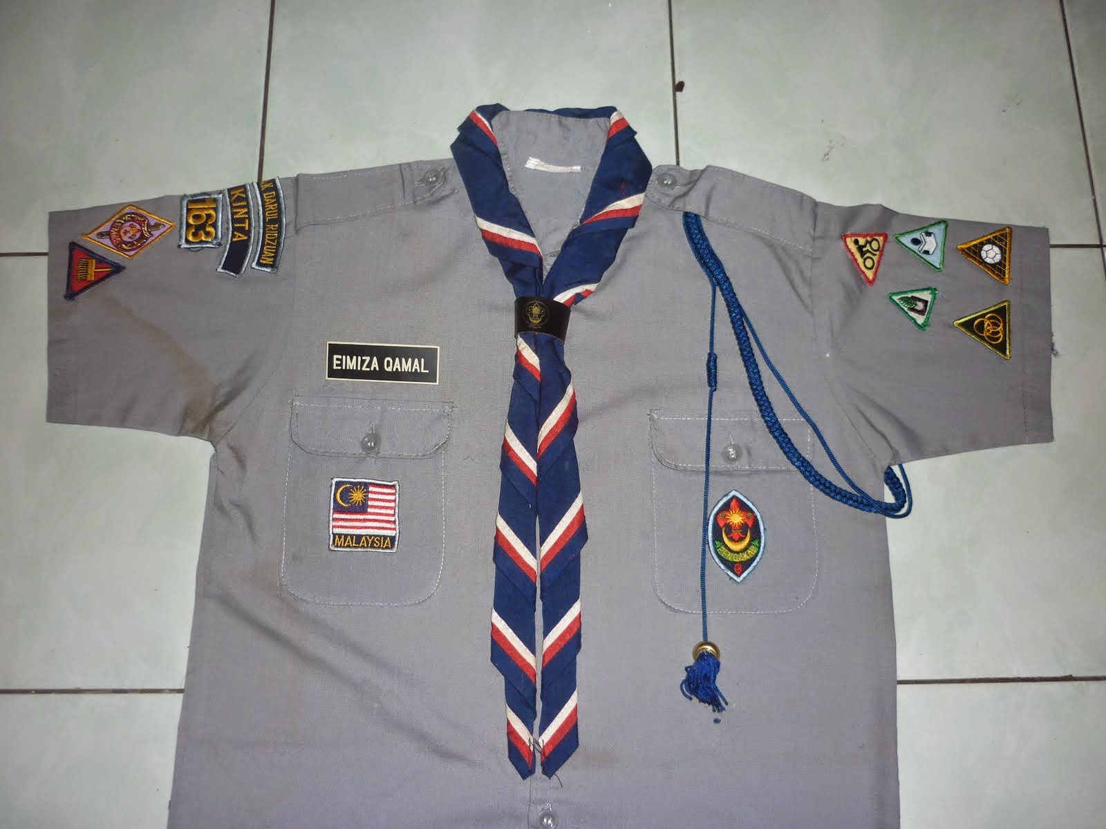 CARA PEMAKAIAN SERAGAM PENGAKAP - Dx Uniform