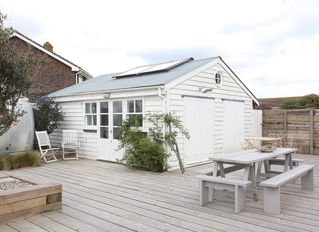 Camber Cabins, A charming English beachside cottage