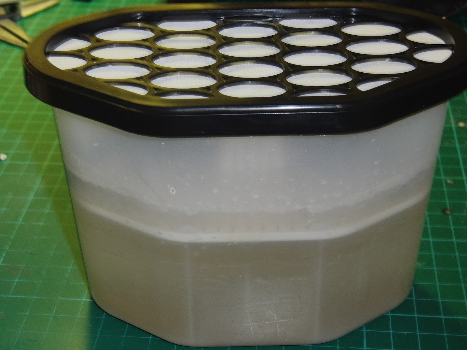 Lu Le Laboratory How to revive CaCl2 desiccant at home?