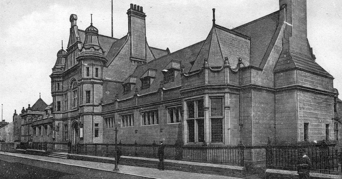 Tour Scotland Old Travel Blog Photograph Carnegie Baths Dunfermline