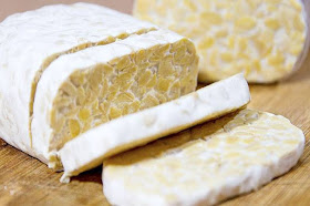  Tempe adalah salah satu makanan penangkal radikal bebas Cara Awet Muda dengan Hanya Bermodal Tempe