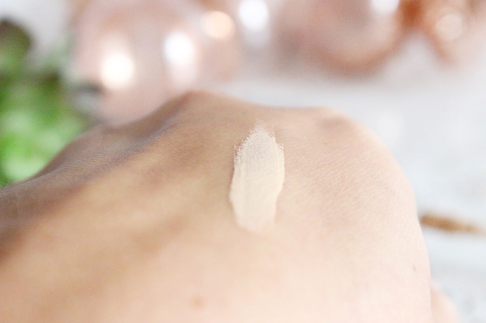 soft-touch-concealer-studiomakeup soft-touch-concealer-studiomakeup