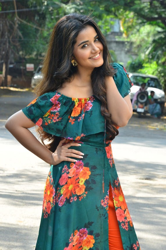 Anupama Parameswaran at Hello Guru Prema Kosame Promotions