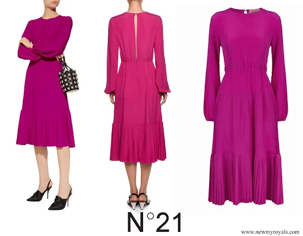 Crown Princess Mary wore No. 21 Long-Sleeve Pleated Midi Dress