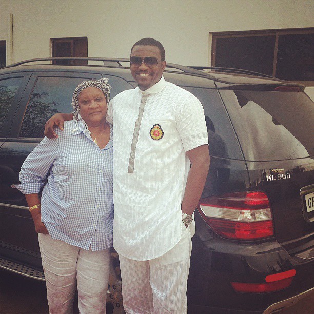john dumelo mother
