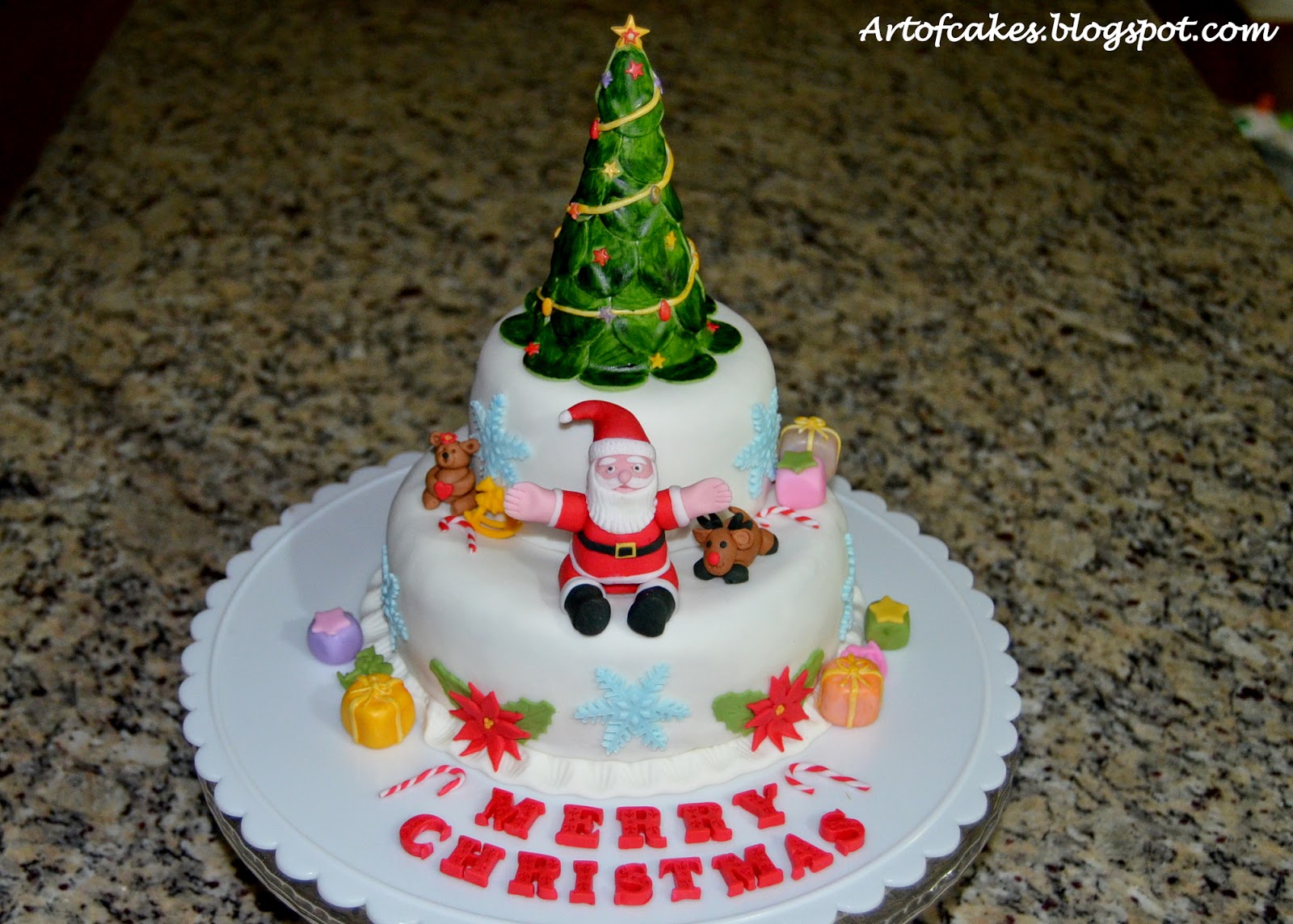 Art Of Cakes: 2 tier Fondant Christmas Cake with Santa &amp; Christmas tree