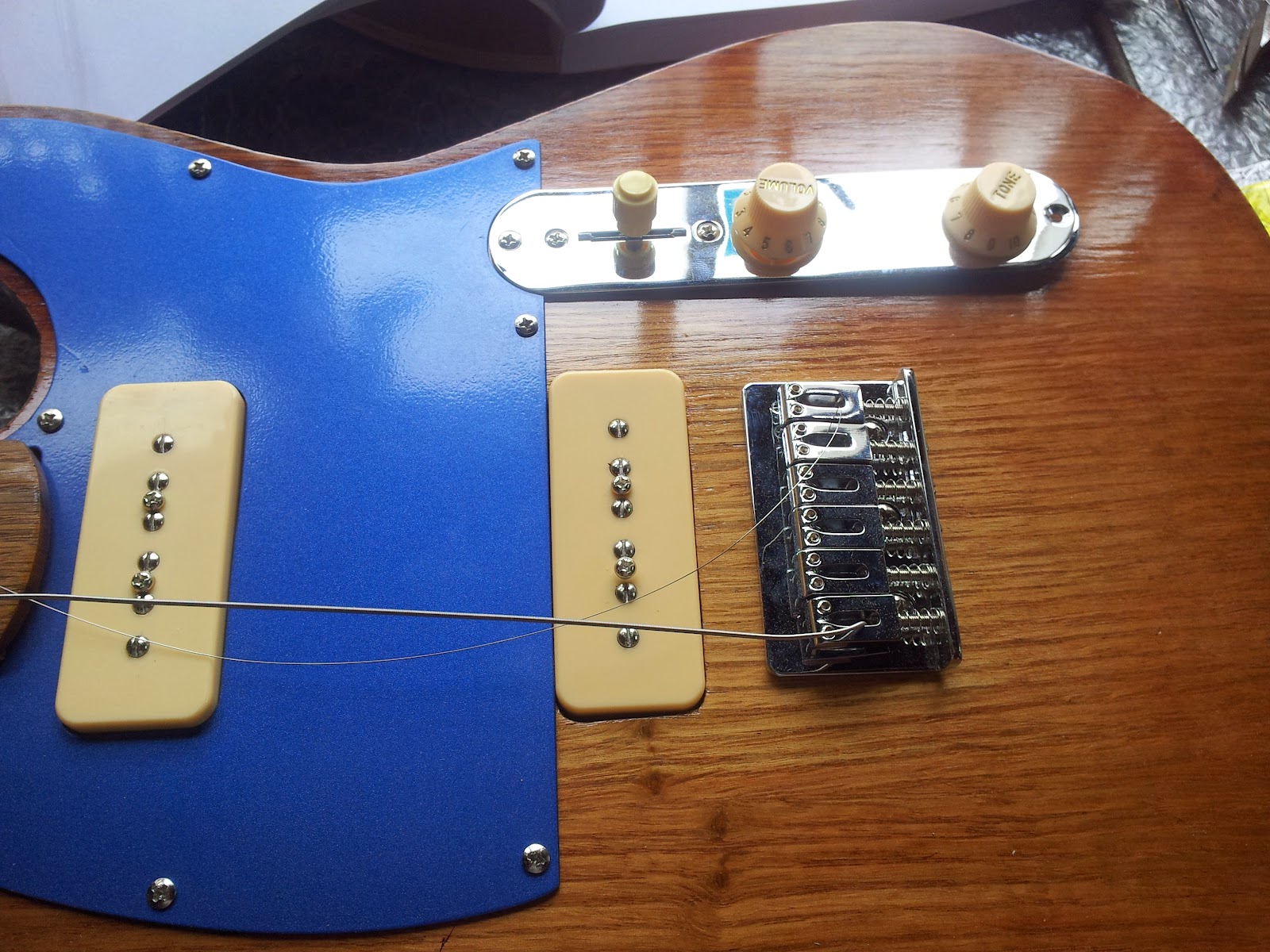 DLP Guitars Telecaster Two 38 Stringing Up