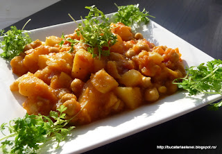Tocana aromata de cartofi cu naut (Aloo Channa Masala)