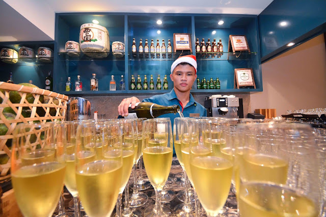 Ảnh: Tiệc giáng sinh 'đủ đầy' tại Four Points by Sheraton Đà Nẵng Ảnh: Tiệc giáng sinh 'đủ đầy' tại Four Points by Sheraton Đà Nẵng