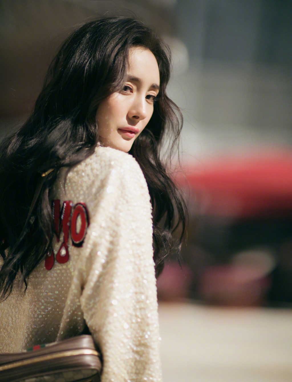 Communication on this topic: Yang Mi, yang-mi/ Discussion on this topic: Beth Grant, yang-mi/