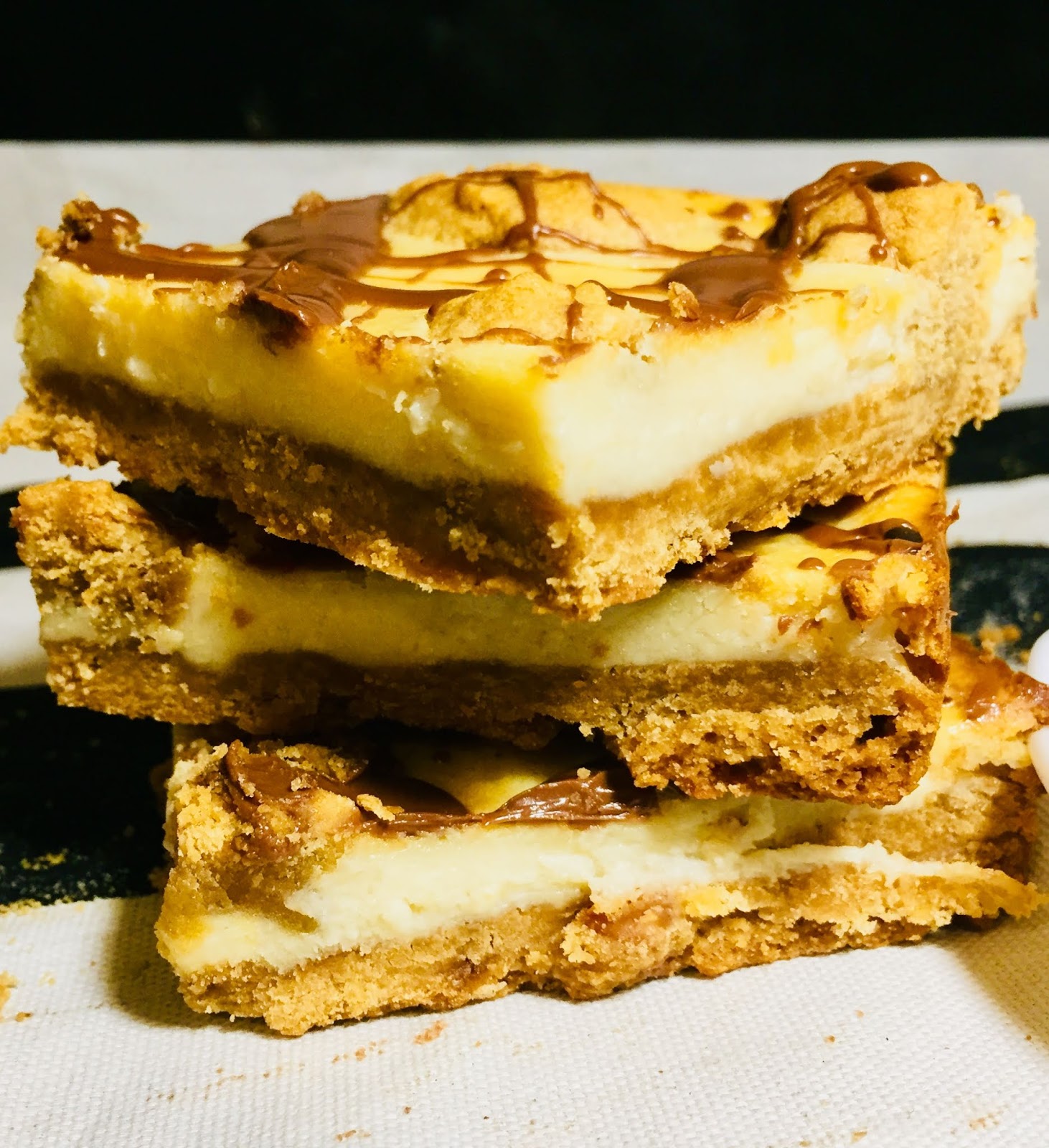 Peanut Butter Cookie Cheesecake Bars