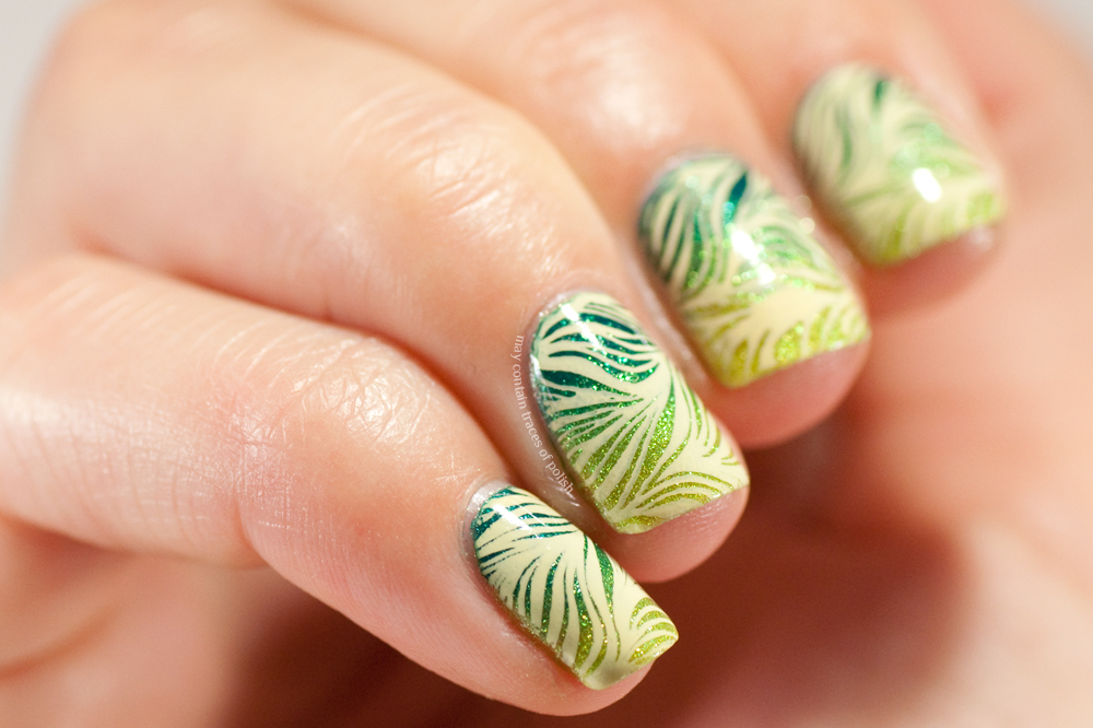 31 Day Challenge 2016: Day 4, Green Nails - May contain traces of polish