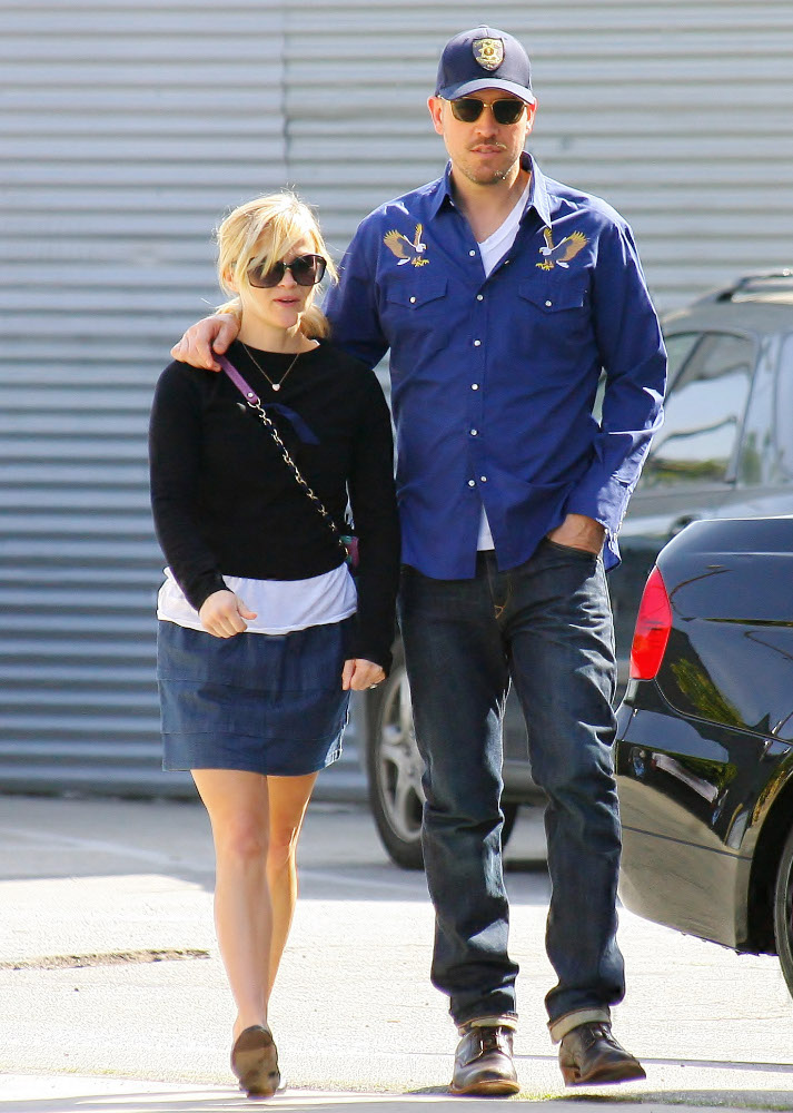 Reese witherspoon new husband jim toth images hollywood stars