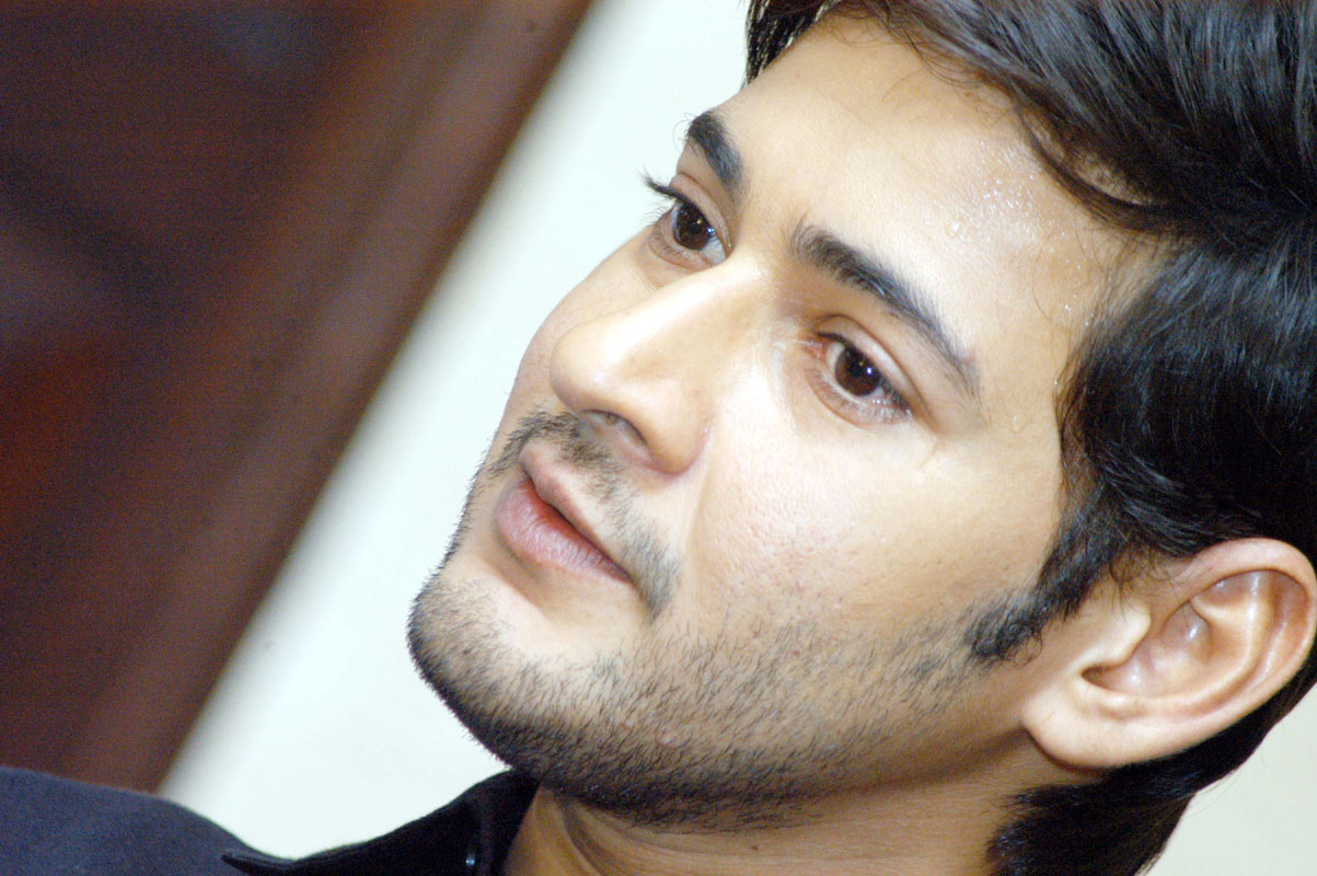 Totally Film Portal: Mahesh Babu Latest Pics