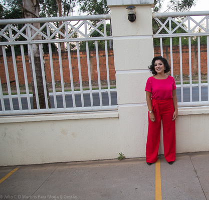 Rosa + Vermelho: como combinar as cores que são chiques e elegantes