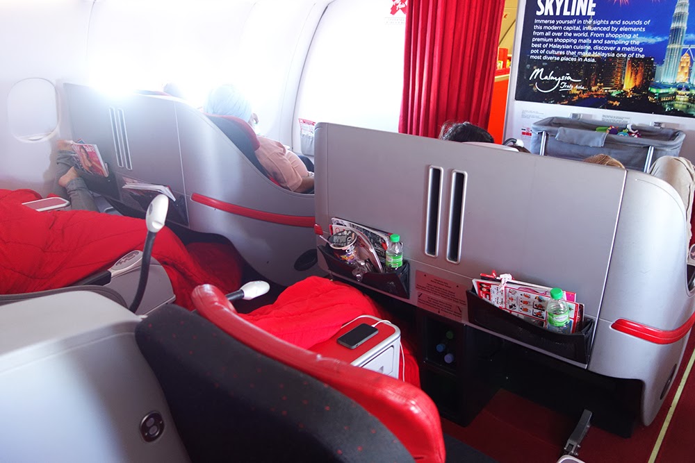 Getting Premium on Air Asia. - Fly with Dinh.