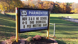 Parmenter school sign with early dismissal Nov 4-5