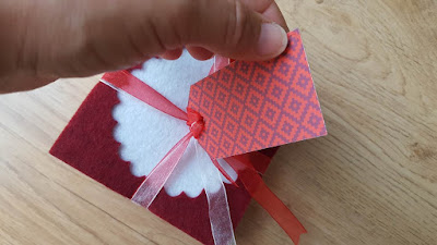 Handmade felt coasters + free printable gift tags Handmade felt coasters + free printable gift tags