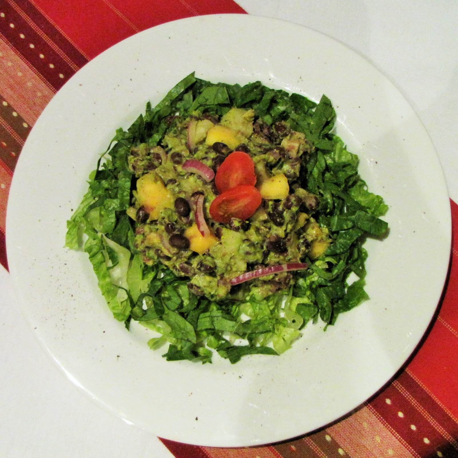 Ready Health Go JICAMA, BLACK BEAN, AND MANGO SALAD WITH AVOCADO LIME