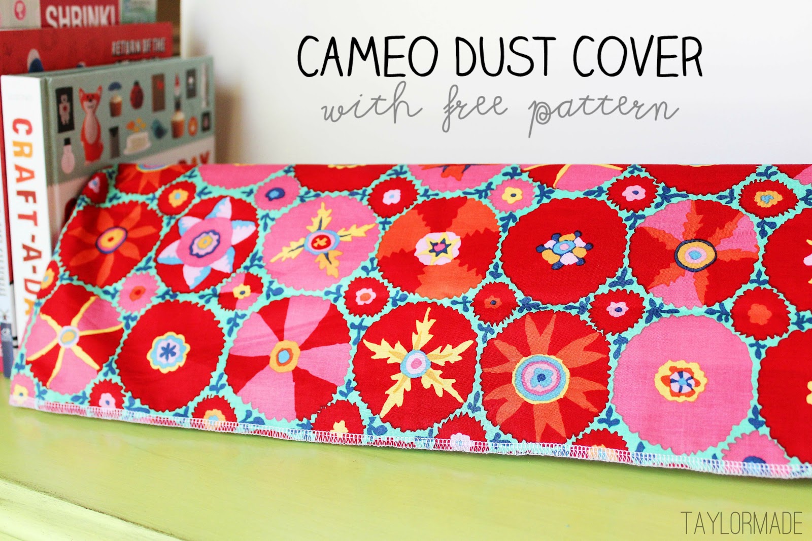 silhouette-cameo-dust-cover-with-pattern-taylormade