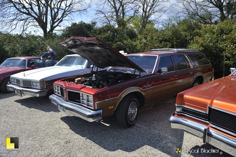 oldsmobile custom cruiser donzere 2016 photo Pascal Blachier