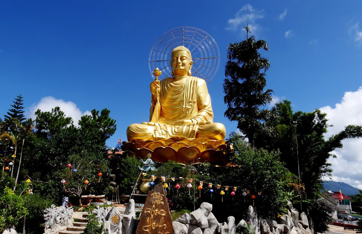 Đầu Xuân vãn cảnh những ngôi chùa đẹp nhất Việt Nam  Báo Dân tộc và Phát  triển