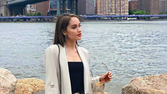 cinta laura