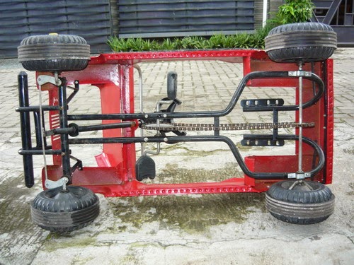 Pedal car df110