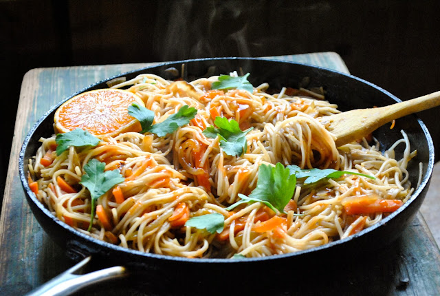 Quick and easy vegan noodle stir-fry |VeganSandra