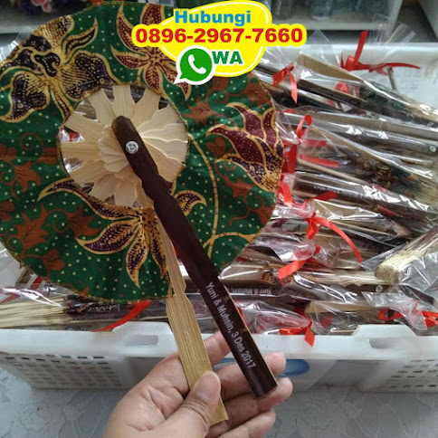 kipas batik bulat list emas special souvenir pernikahan kipas batik bulat list emas special souvenir pernikahan