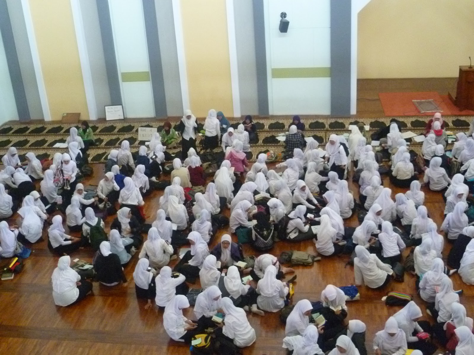 Juventud Integral: Mengenal Gedung UPI - Masjid Al-Furqan