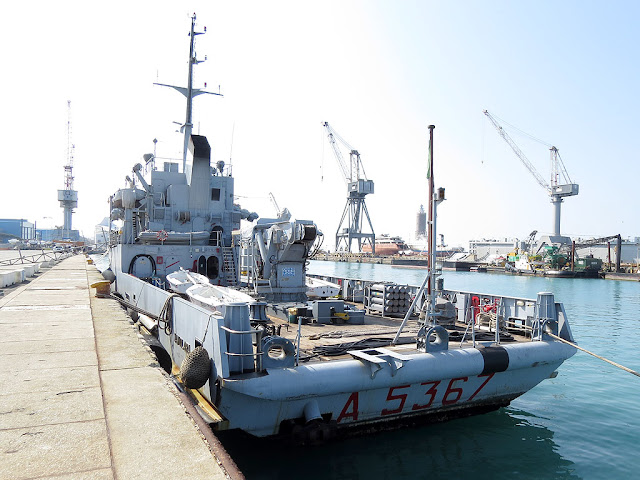 Navy ship Tavolara A 5367, port of Livorno