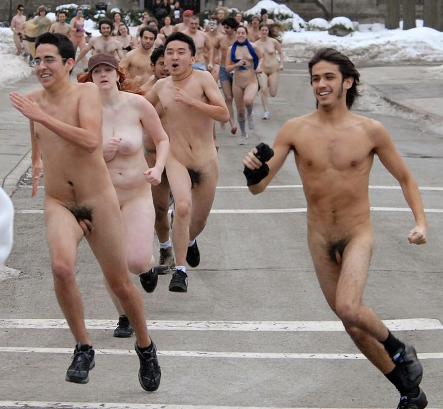 naked-college-dudes-running