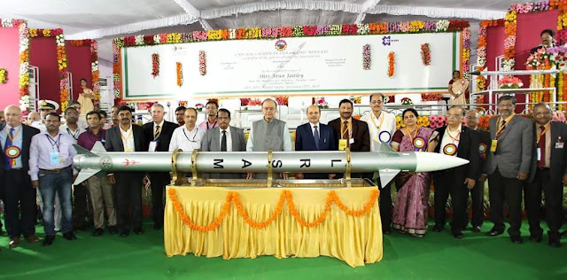 الهند تتسلم أول صاروخ إسرائيلي من طراز Barak 8 Indian%2Bnavy%2Breceived%2B1st%2Bmissile%2Bjointly%2Bdeveloped%2Bwith%2BIsrael%2B2