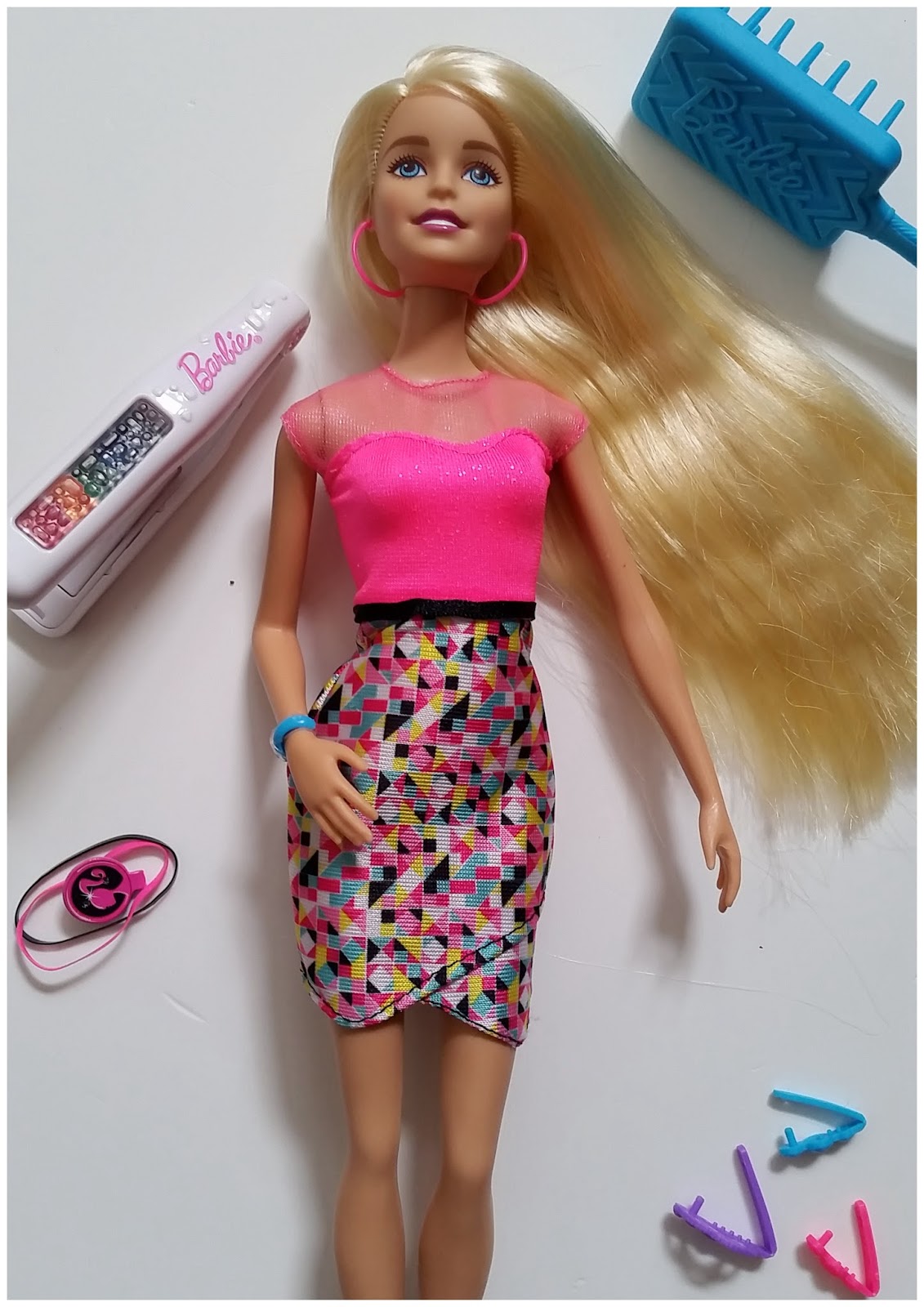 Mummy Of 3 Diaries: Barbie Rainbow Makeover Hair Doll #Review