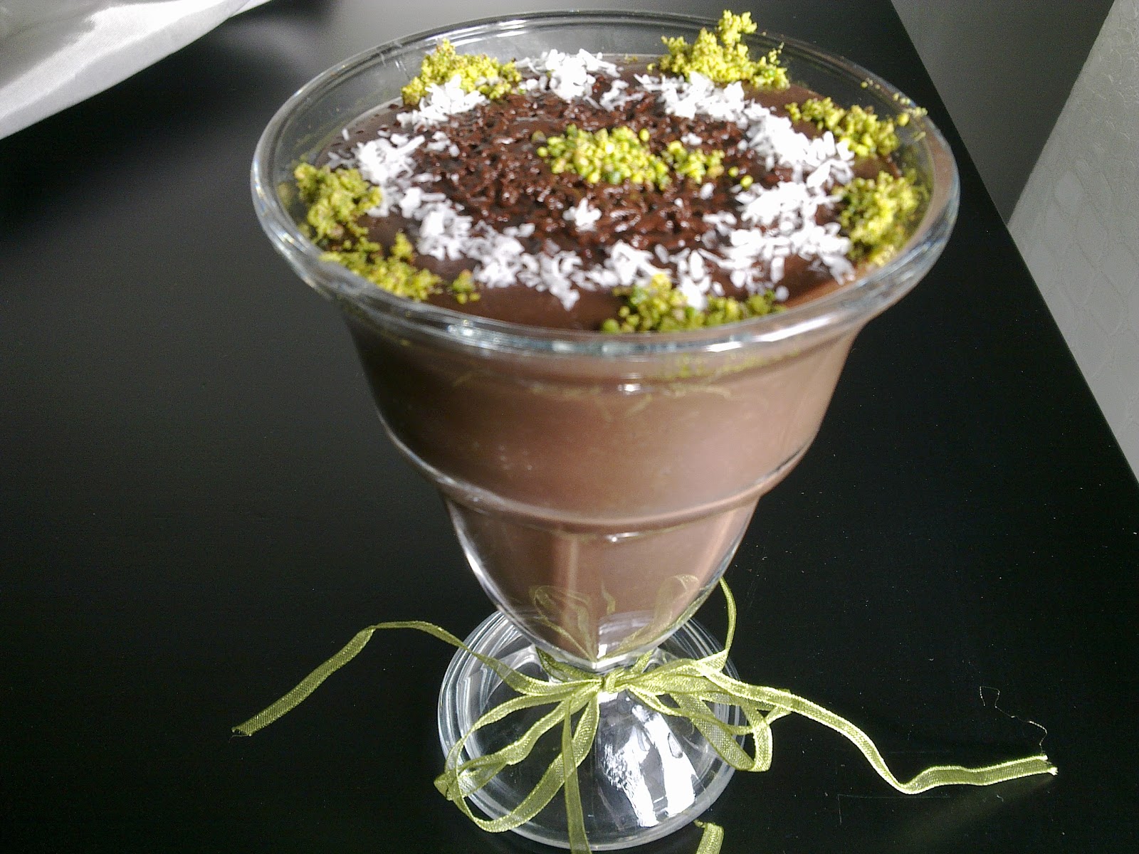 YAŞASIN YEMEK YEMEK: KREM ŞOKOLA