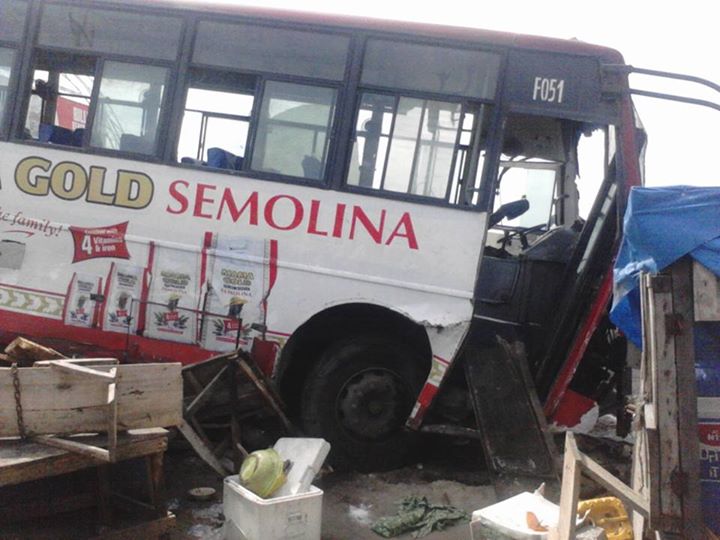 MANY ESCAPE DEATH AS BRT BUS CRASH IN LAGOS